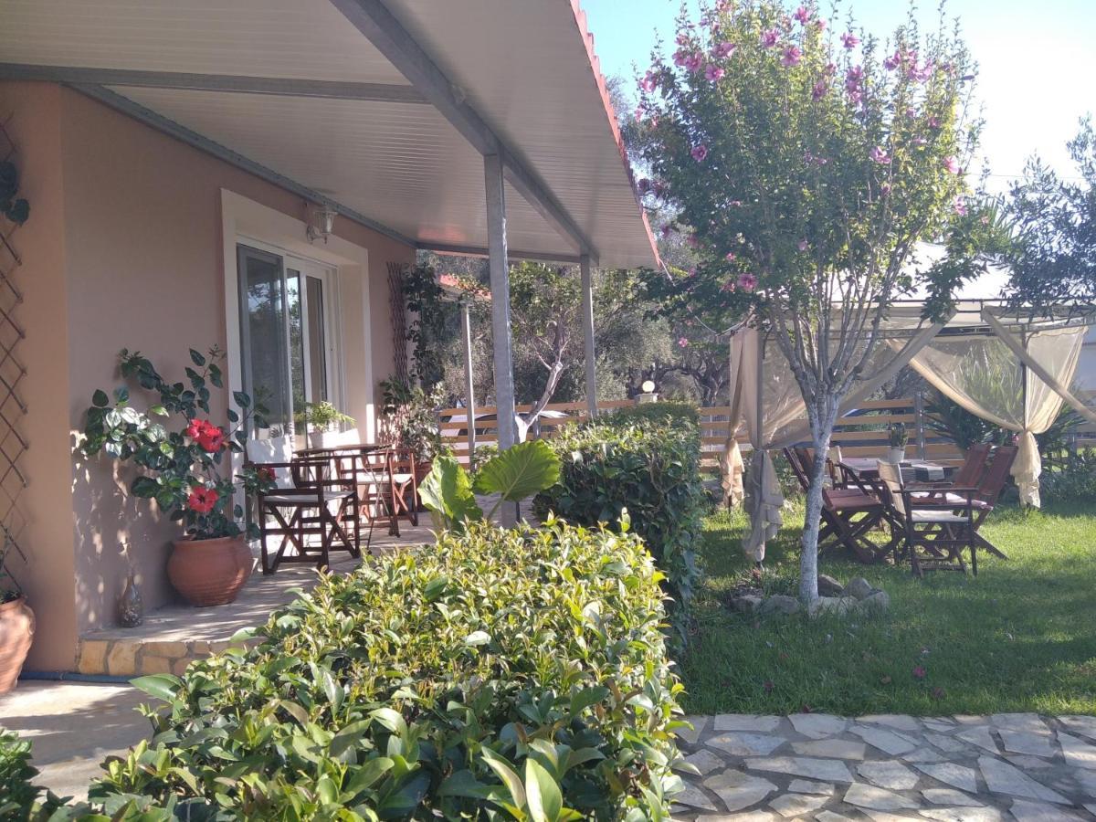 Spiti Lou Appartement Notos Buitenkant foto